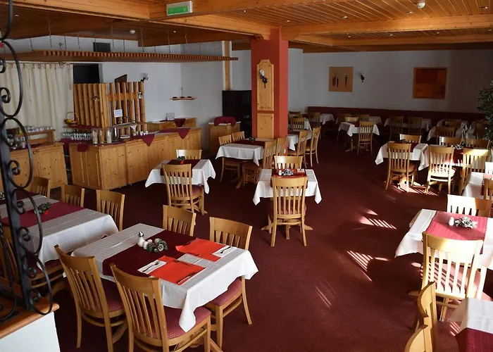 Des Masques Hotel Anzère