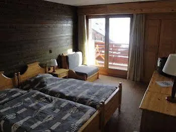 Hotel Des Masques 3*