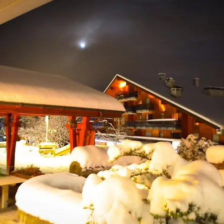 מלון Des Masques 3*