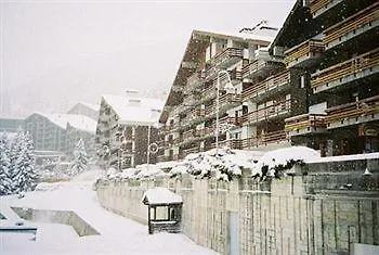 Des Masques Hotel